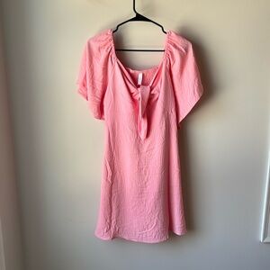 Great pink midi dress. Never worn. Has tags on it. Brand: Dokotoo.